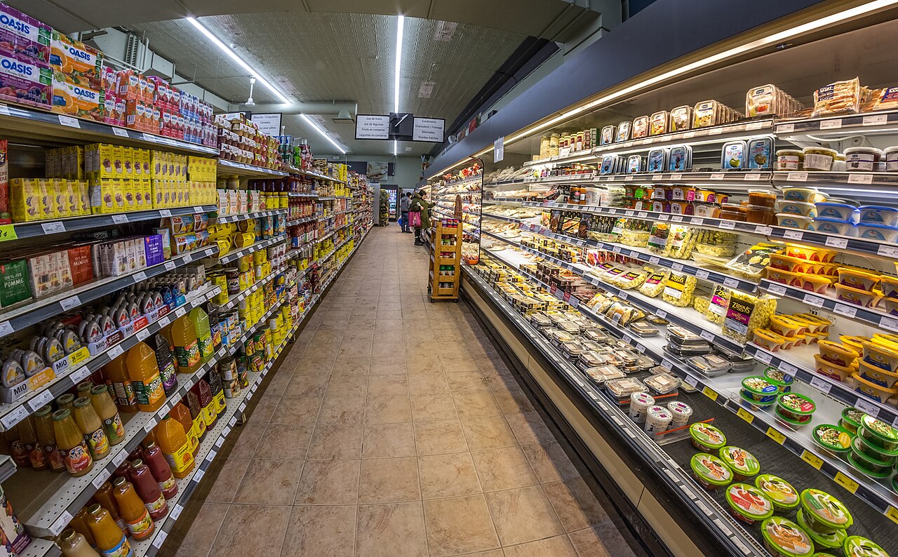 Supermarket aisle